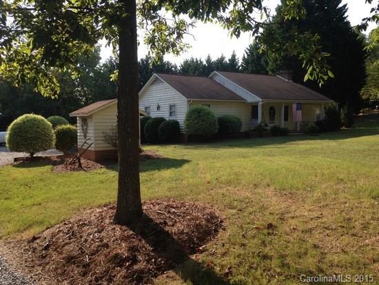 815 Newton Ln., Lincolnton, NC 28092