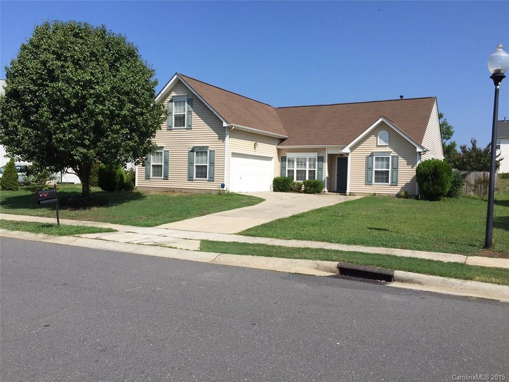 16131 Greybriar Forest Ln., Charlotte, NC 28278