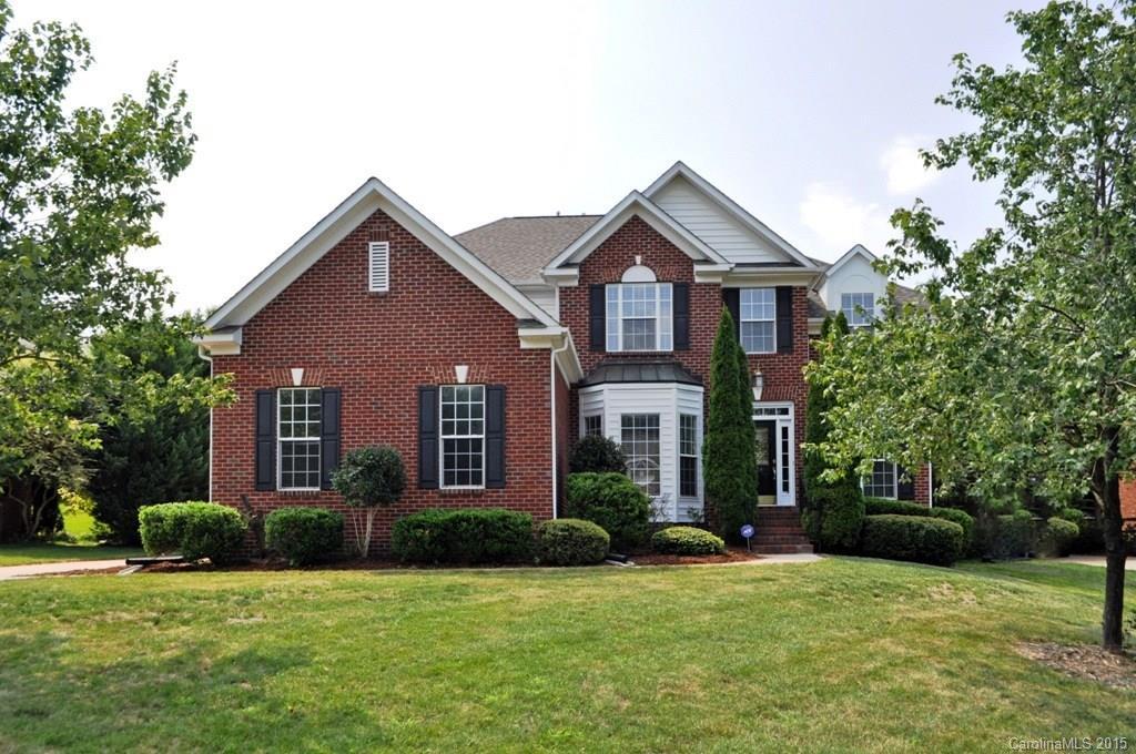 904 Robinbrook Ln., Waxhaw, NC 28173