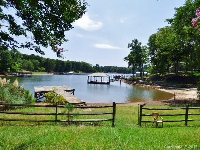 359 Agnew Rd., Mooresville, NC 28117