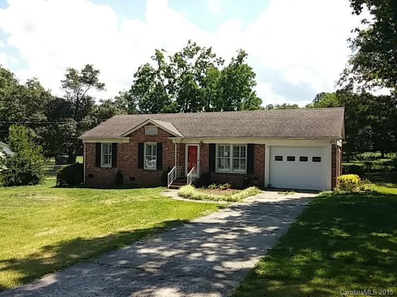 106 Morris Ave., Mount Holly, NC 28120