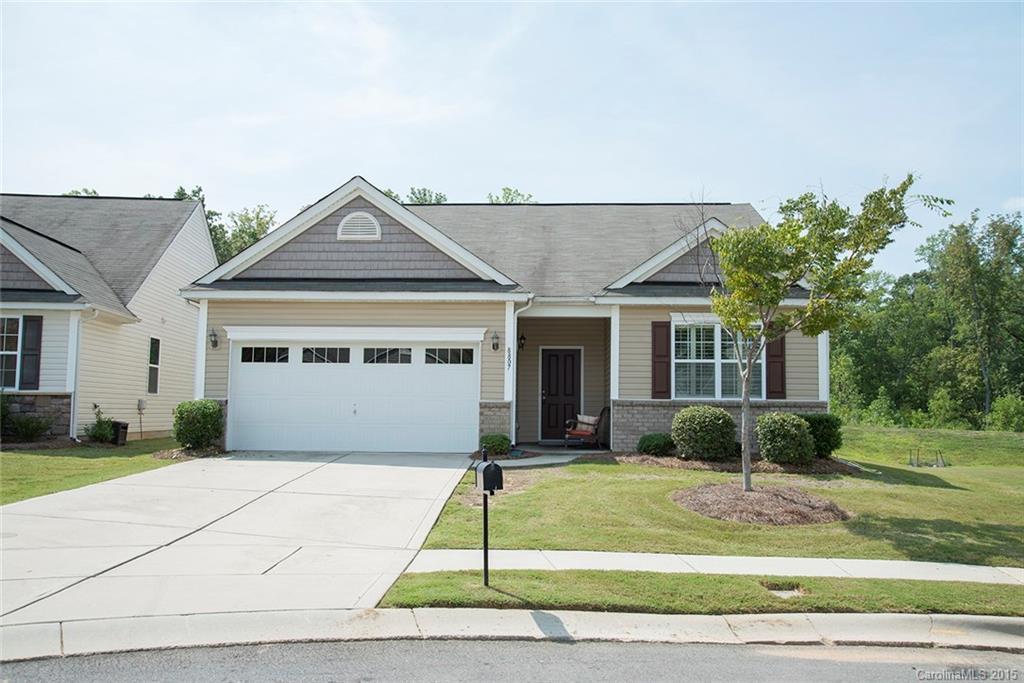 8807 Heartleaf Rd., Charlotte, NC 28227