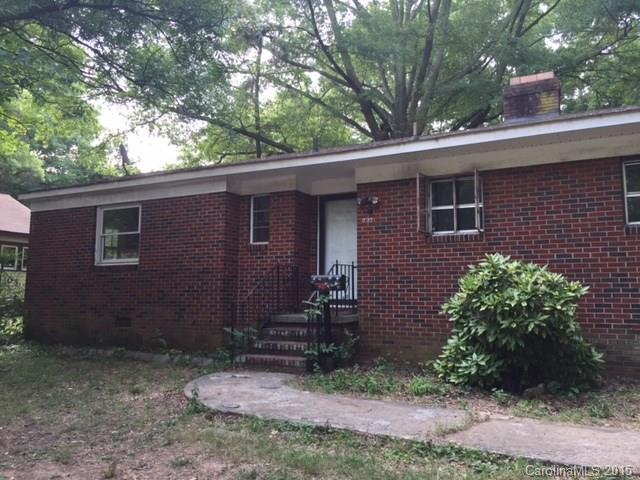 527 Walnut St., Mooresville, NC 28115