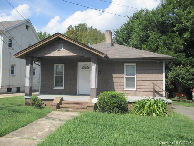 2008 Oaklawn Ave., Charlotte, NC 28216