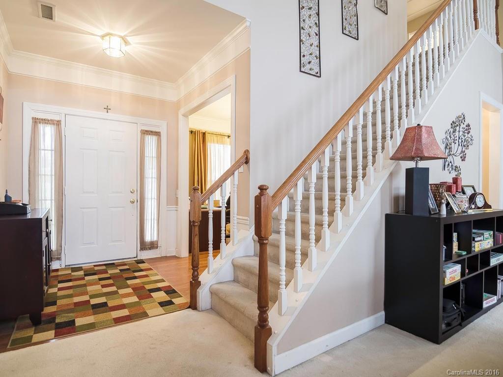 8035 Fairmeadows Dr., Charlotte, NC 28269