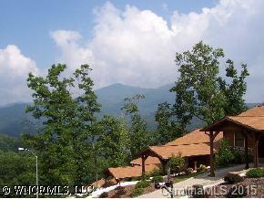 933 Henry Dingus Way, Maggie Valley, NC 28751