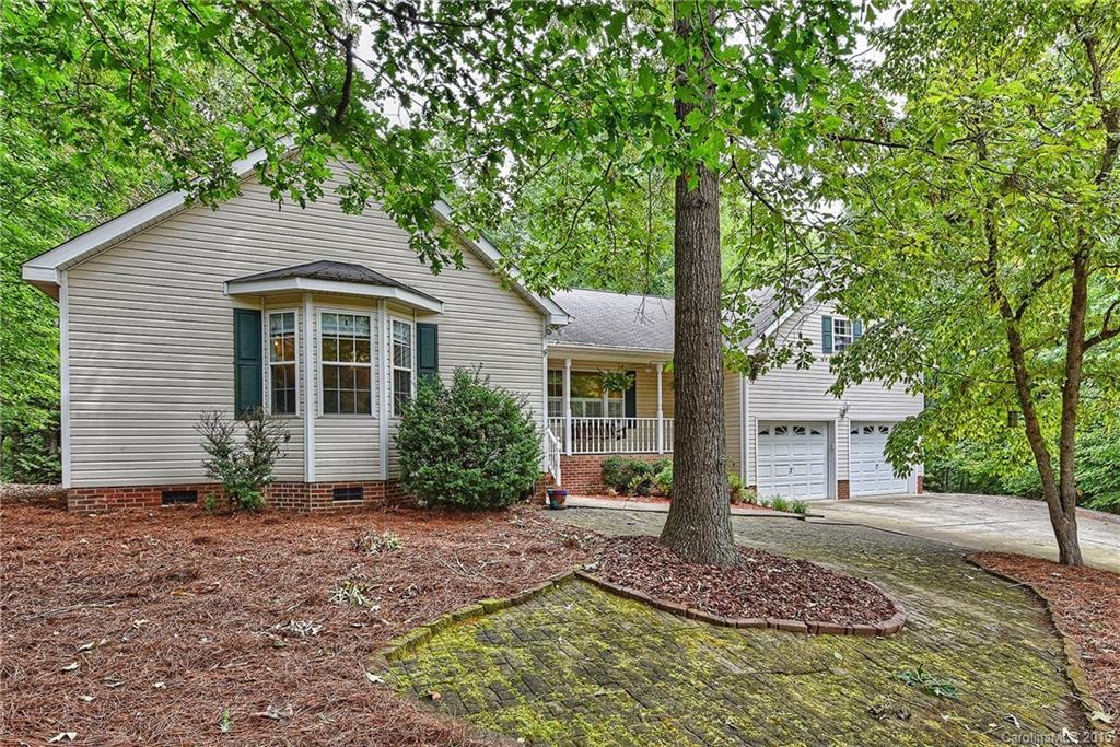 7285 Denmark Dr., Denver, NC 28037