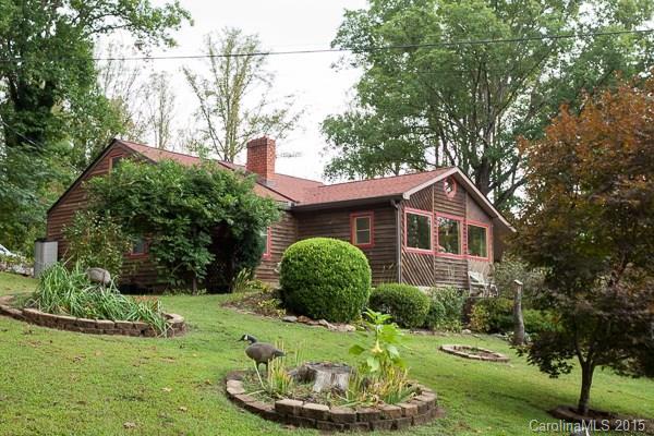 114 Walker St., Black Mountain, NC 28711