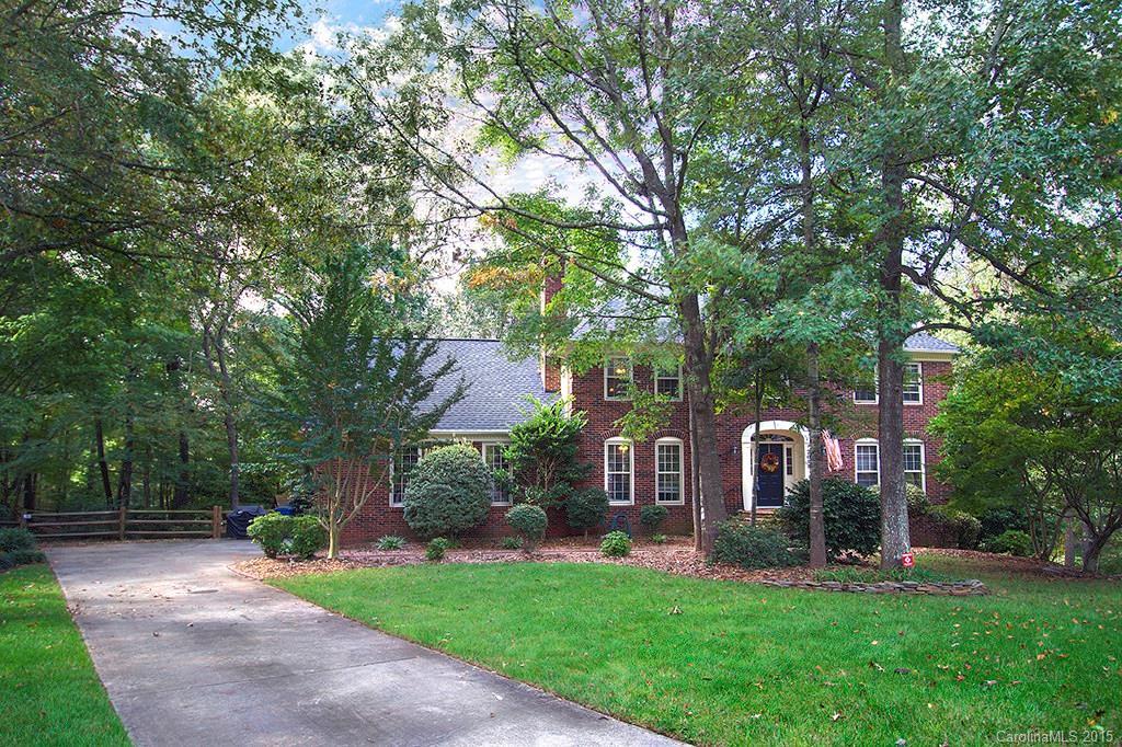 2028 Draymore Ln., Matthews, NC 28105