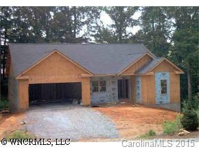 29 Foxmoor Court, Etowah, NC 28729