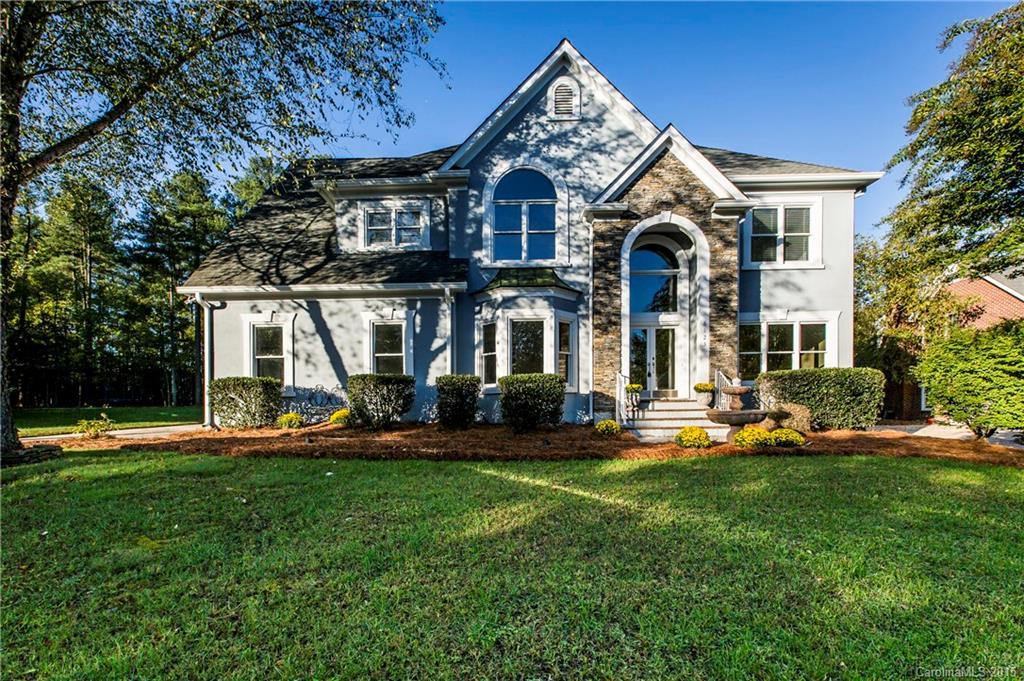 6123 Glen Manor Dr., Charlotte, NC 28269