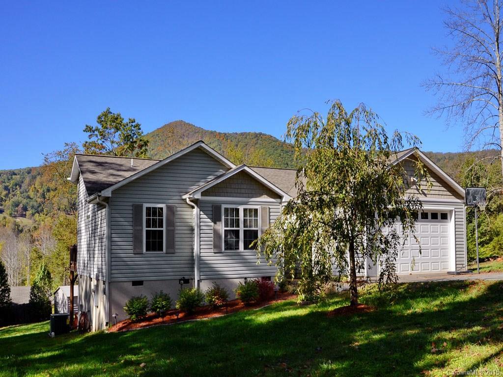 65 Carolyn Dr., Candler, NC 28715