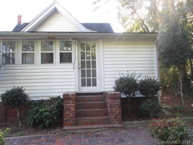 155 E Charlotte Ave., Mount Holly, NC 28120