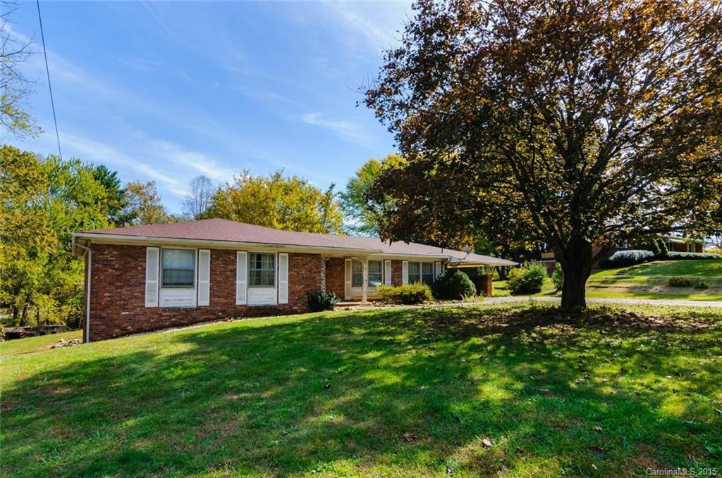 263 Mount Carmel Rd., Asheville, NC 28806