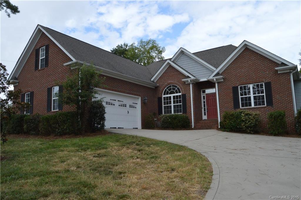 4635 Stonesthrow Dr., Denver, NC 28037