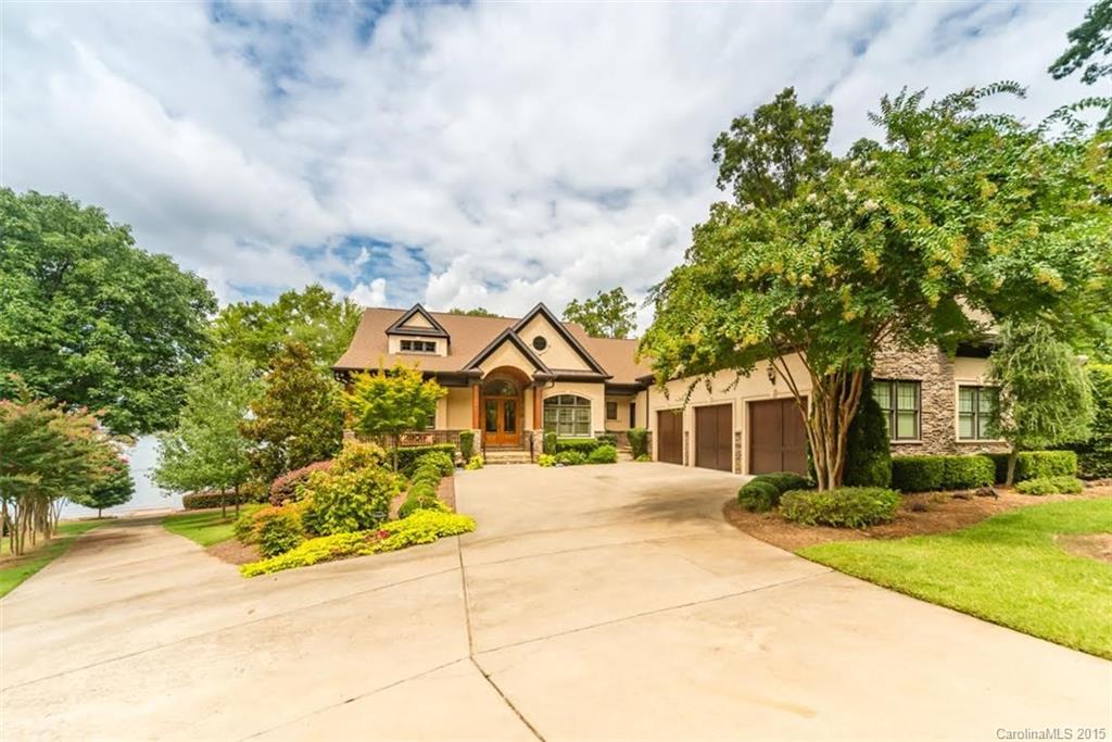 428 Stonemarker Rd., Mooresville, NC 28117