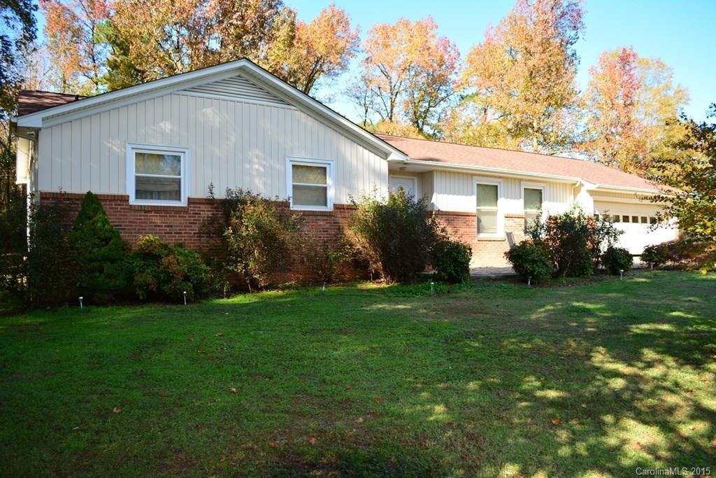 2857 Lake Shore Rd., Denver, NC 28037