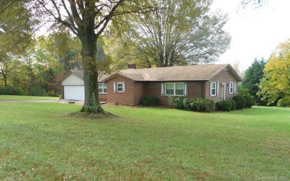 2189 Horseshoe Bend Rd., Hickory, NC 28601