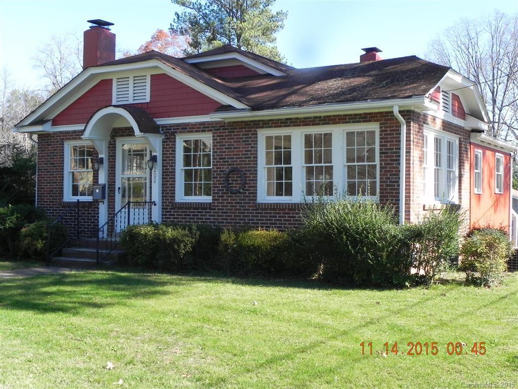 200 Montreat Rd., Black Mountain, NC 28711