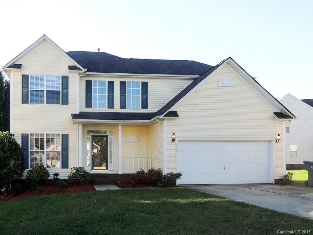 8707 Great Bear Ct., Charlotte, NC 28269