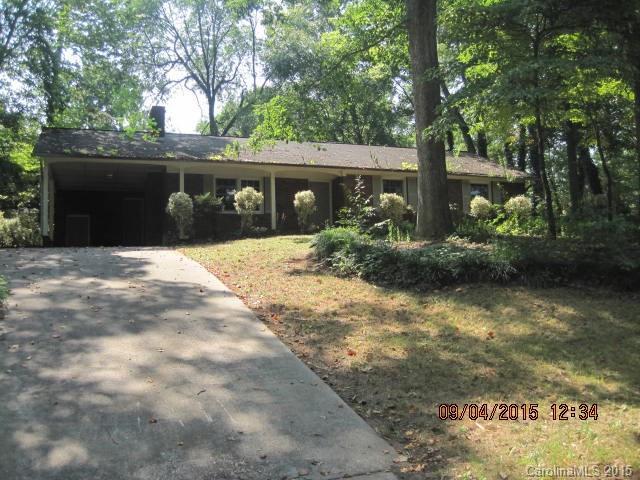 1308 Forest Park Dr., Statesville, NC 28677