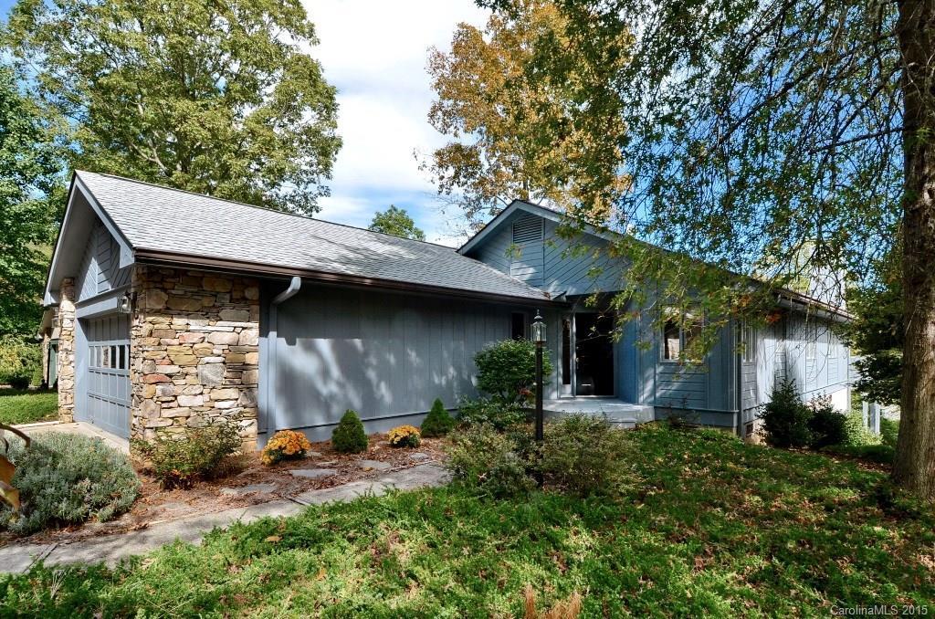 2090 Golfside Ln. #10, Hendersonville, NC 28739