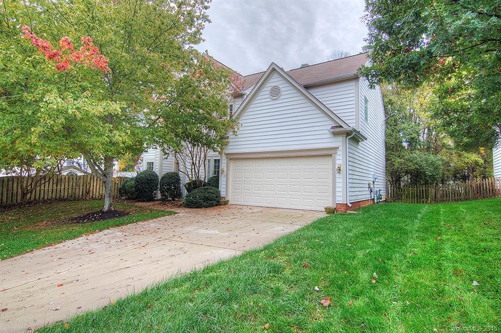 6405 Bells Mill Dr., Charlotte, NC 28269