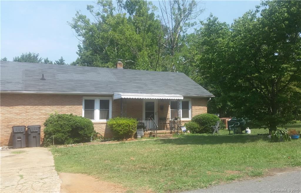 1608 Gambia St., Charlotte, NC 28208
