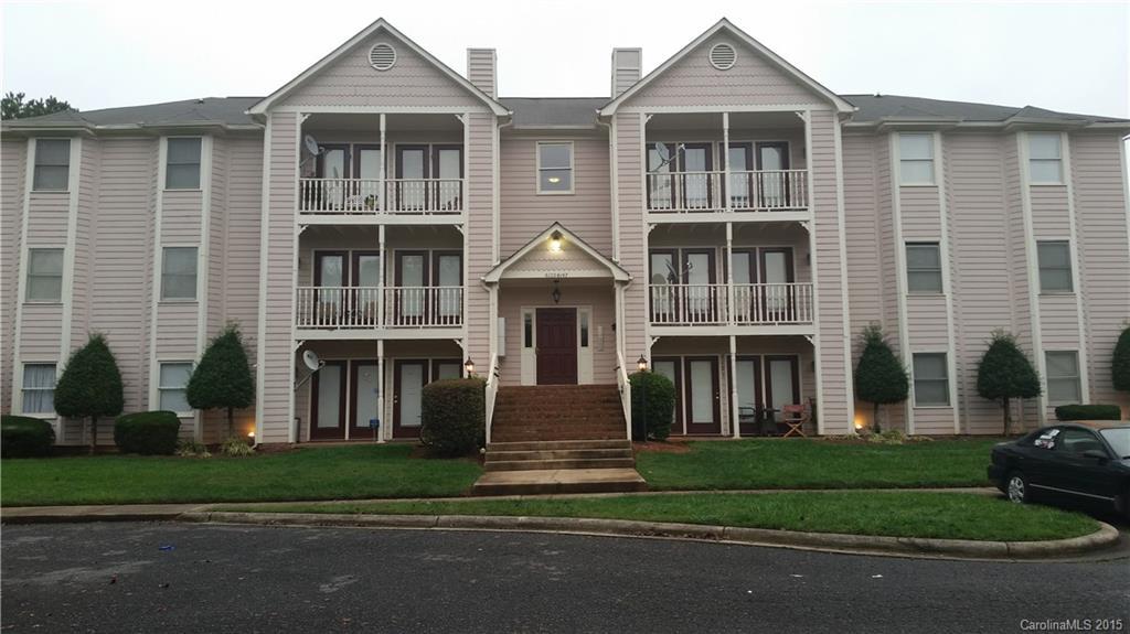 6146 Meadow Rose Ln., Charlotte, NC 28215