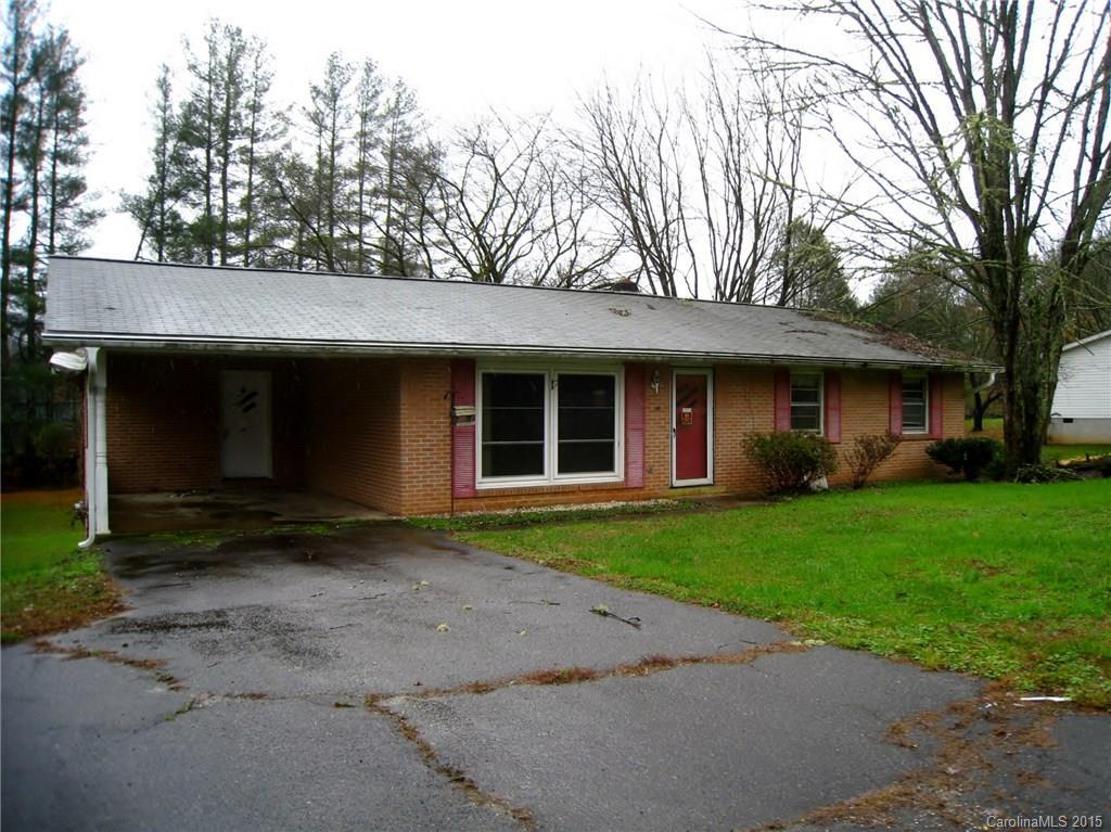 143 Morgan Rd., Hendersonville, NC 28739