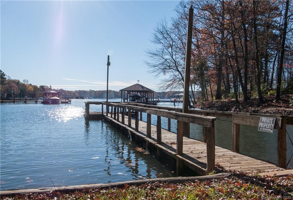 8216 Mallard Rd., Denver, NC 28037