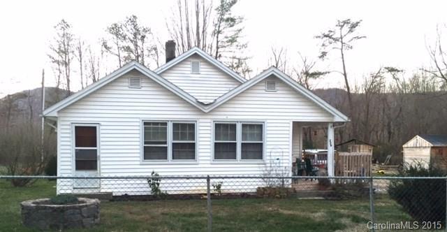 226 Vance Ave., Black Mountain, NC 28711