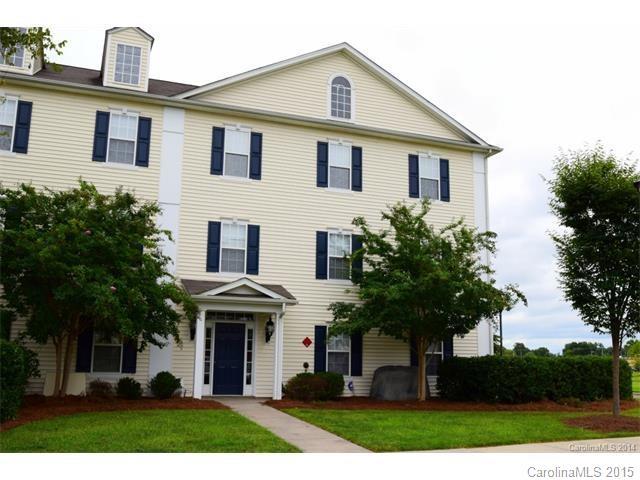 6413 Town Hall Pl., Harrisburg, NC 28075