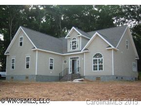 24 Lockes Ln., Candler, NC 27815