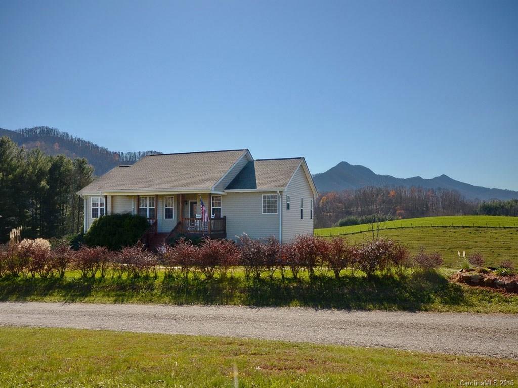 15 Ruby Brown Ln., Leicester, NC 28748