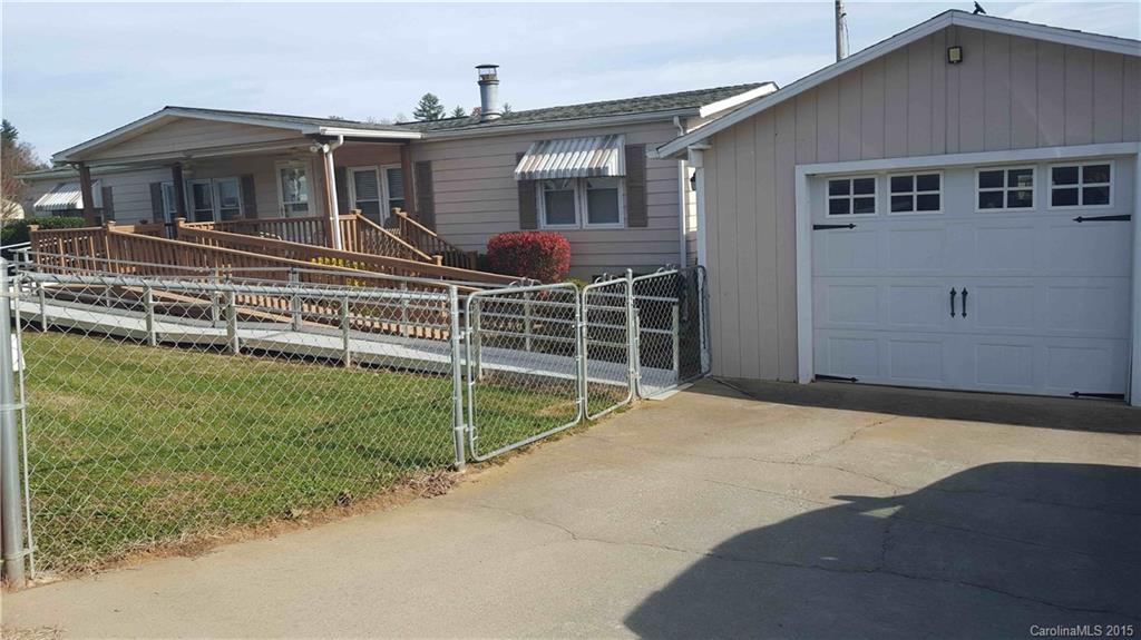 19 Noland Hills Dr., Leicester, NC 28748