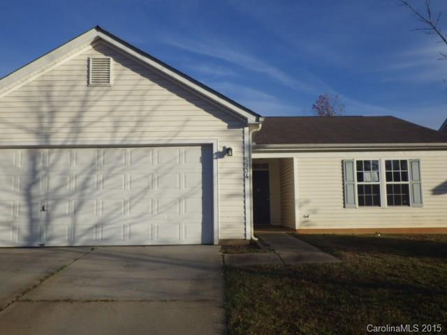 5934 Laurenfield Dr., Charlotte, NC 28269