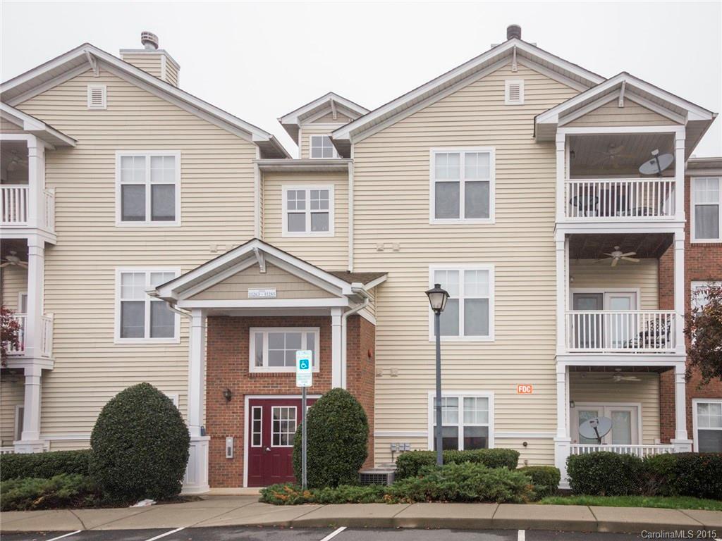 11277 Hyde Pointe Ct., Charlotte, NC 28262