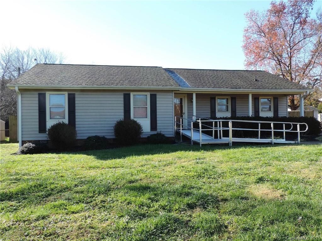 3310 Mistletoe Ln., Gastonia, NC 28056