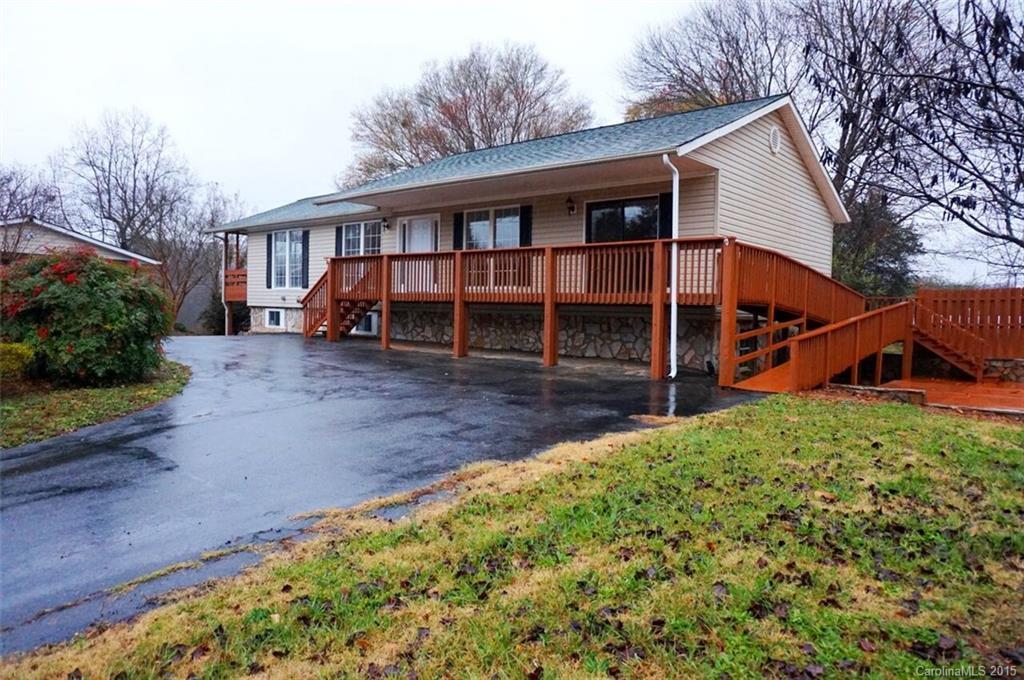 4301 Tee Pee Cir., Sherrills Ford, NC 28673