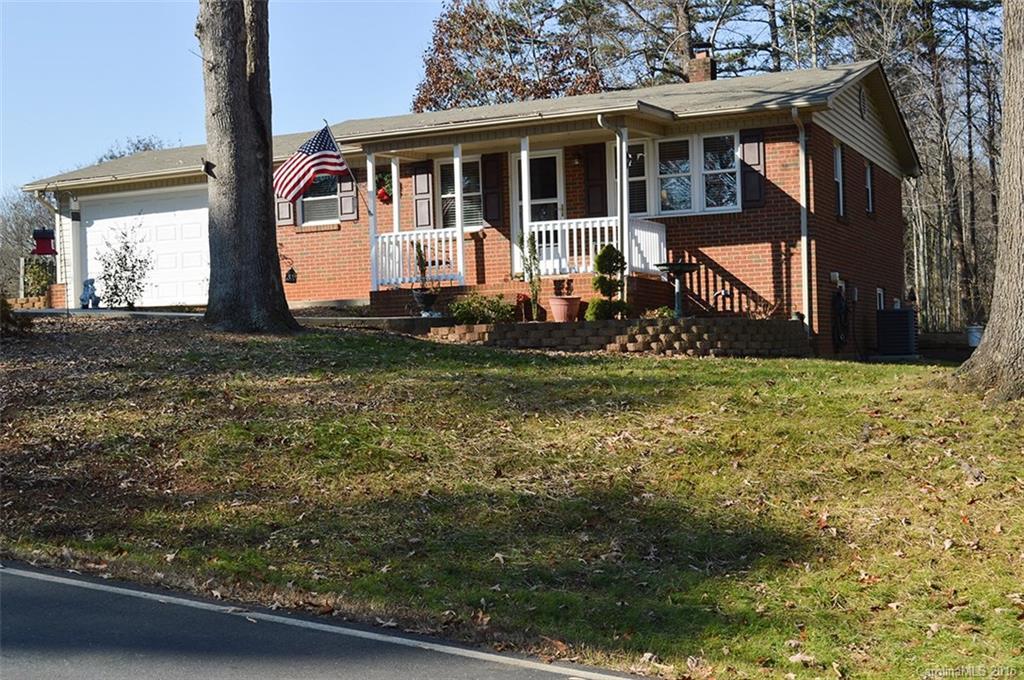 3885 Landmark Dr., Sherrills Ford, NC 28673