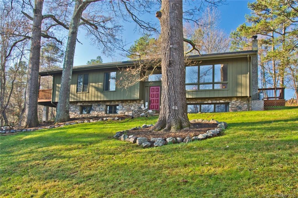 7 Leila Ln., Asheville, NC 28806