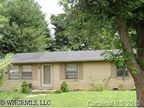 1182 Runway Drive, Hendersonville, NC 28792