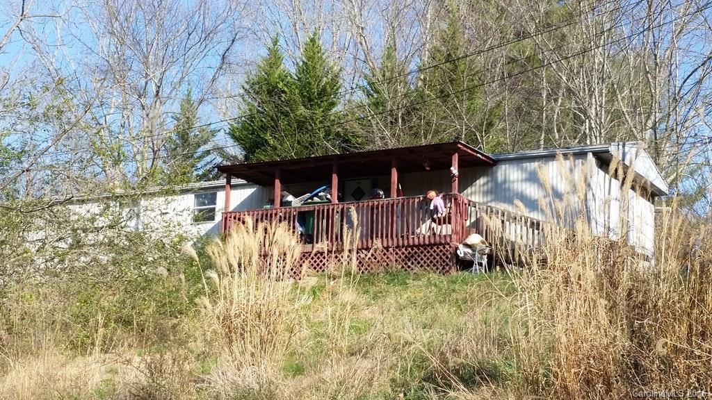 18 Cherry Grove Rd., Asheville, NC 28805