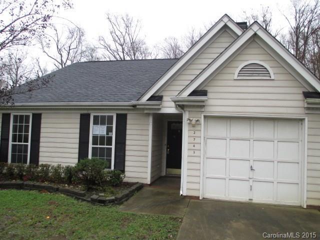 2743 Chalgrove Ln., Charlotte, NC 28216