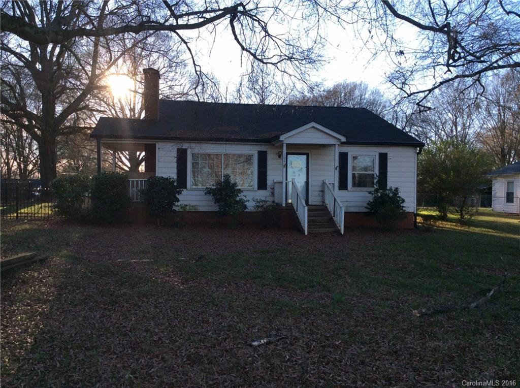 104 Almond Rd., Mooresville, NC 28115