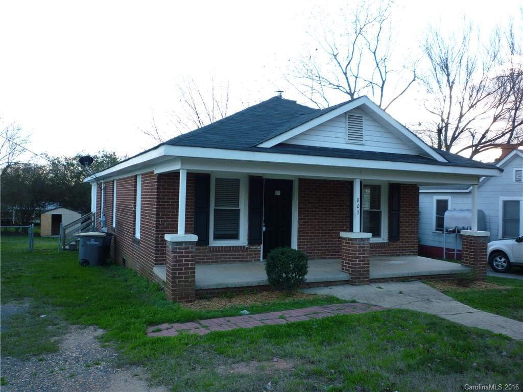 807 Bethpage Rd., Kannapolis, NC 28081