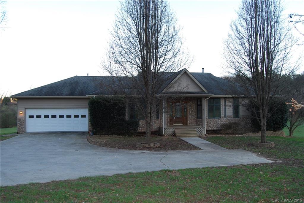 97 Old Bishop Farm Rd., Arden, NC 28704