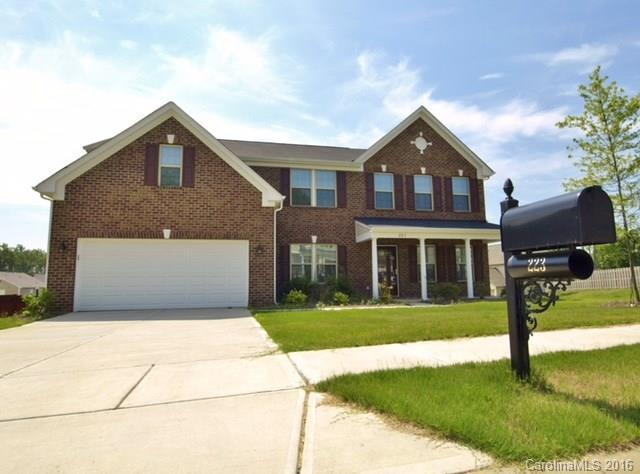 223 Weavers Glenn Pl., Charlotte, NC 28262