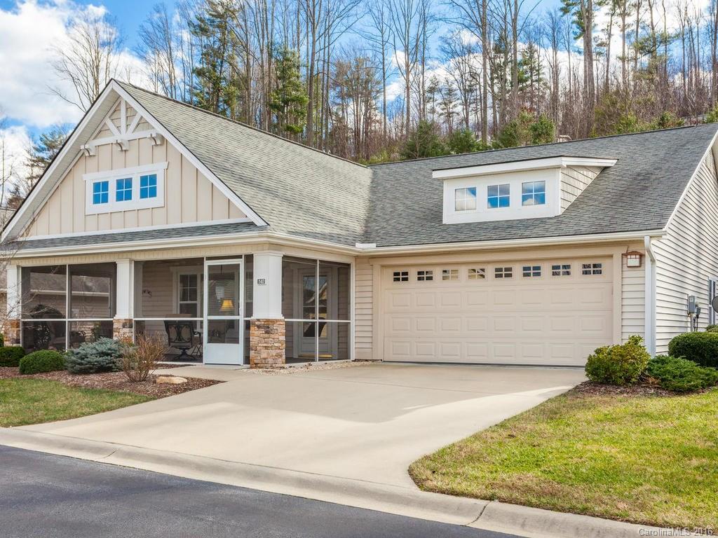 140 Snowy Egret Way, Hendersonville, NC 28792